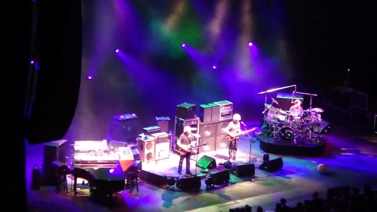 Phish | 08.16.09 | Harpua→I Kissed a Girl→HYHU→Harpua part 2 | SPAC - Saratoga Springs, NY