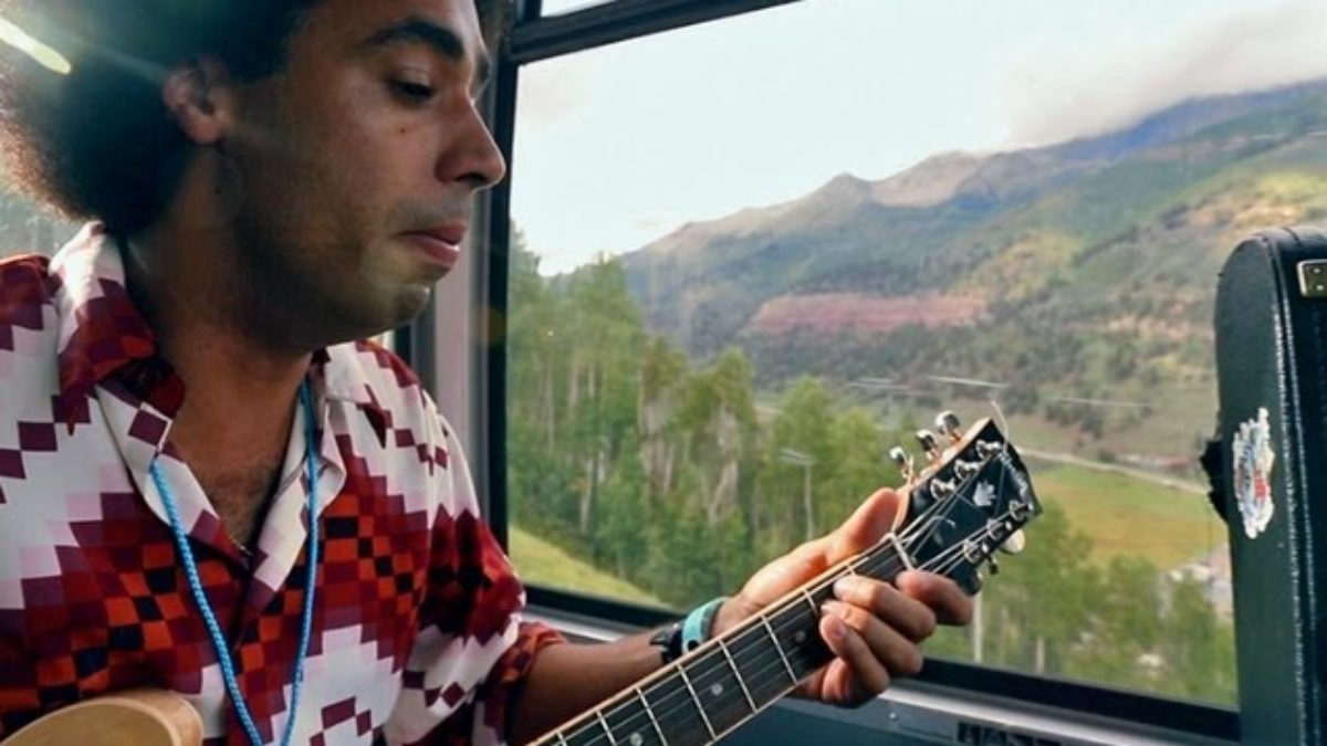 Selwyn Birchwood "River Turned Red" // Gondola Sessions