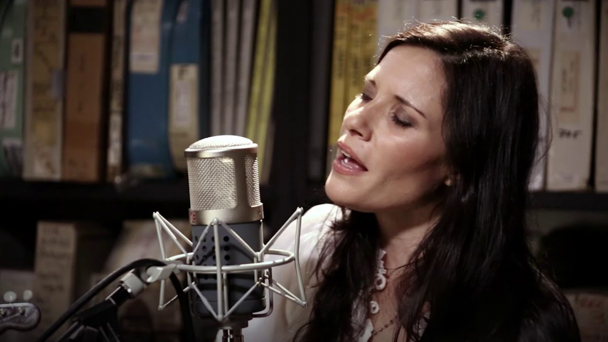 Shannon McNally - Banshee Moan - 9/19/2017 - Paste Studios, New York, NY