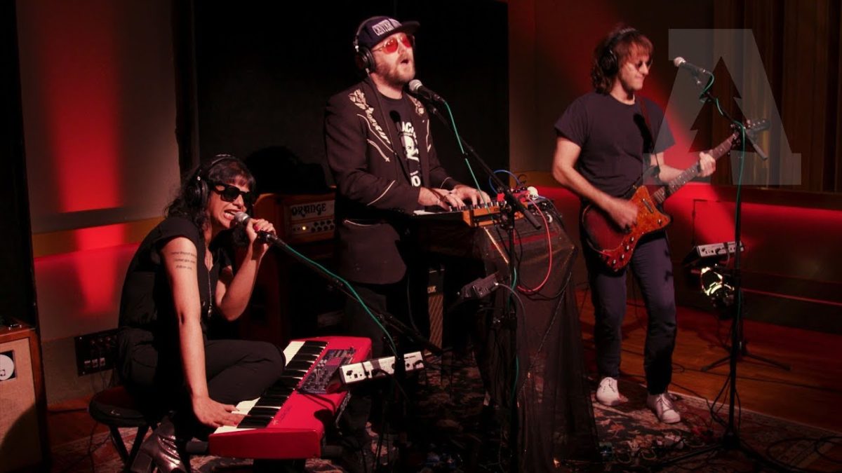 Shilpa Ray - Morning Terrors Nights of Dread | Audiotree Live