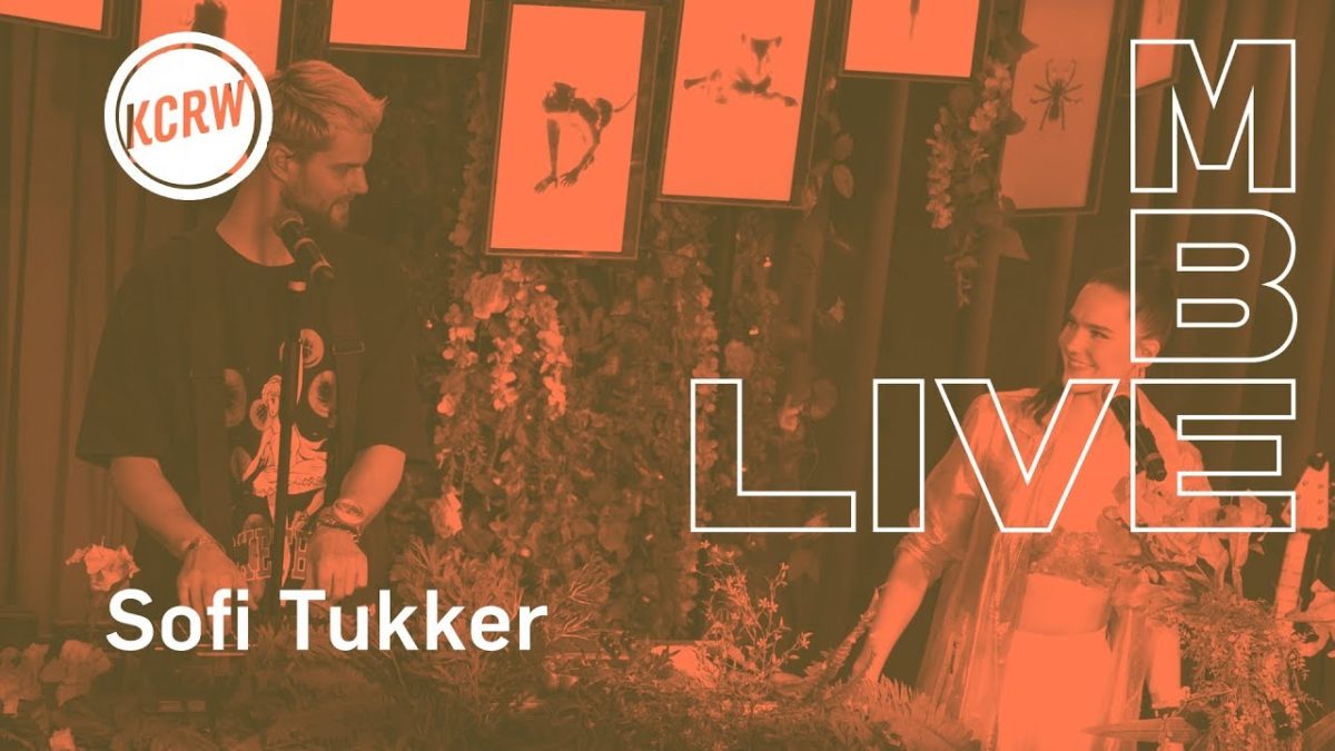 Sofi Tukker performing "Swing" live on KCRW