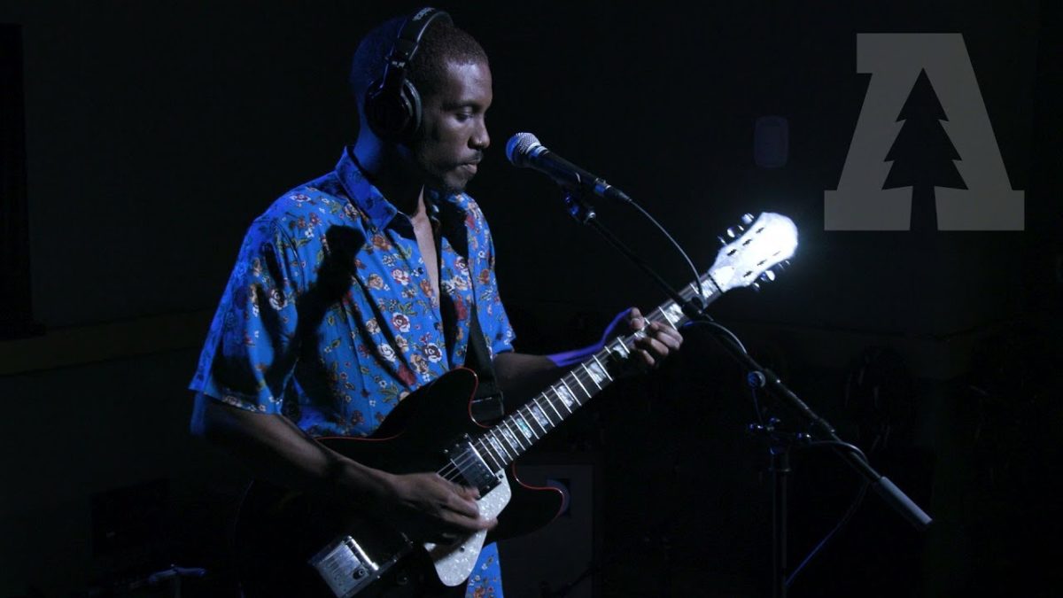 Solo Woods - Lightwalk | Audiotree Live