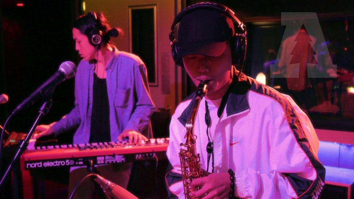 Sunset Rollercoaster - Greedy | Audiotree Live