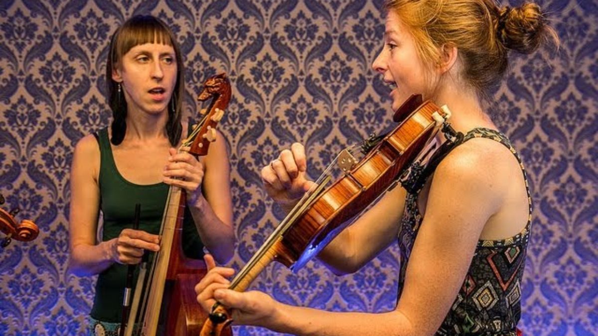Sutari - Chłopacy (Live on KEXP)