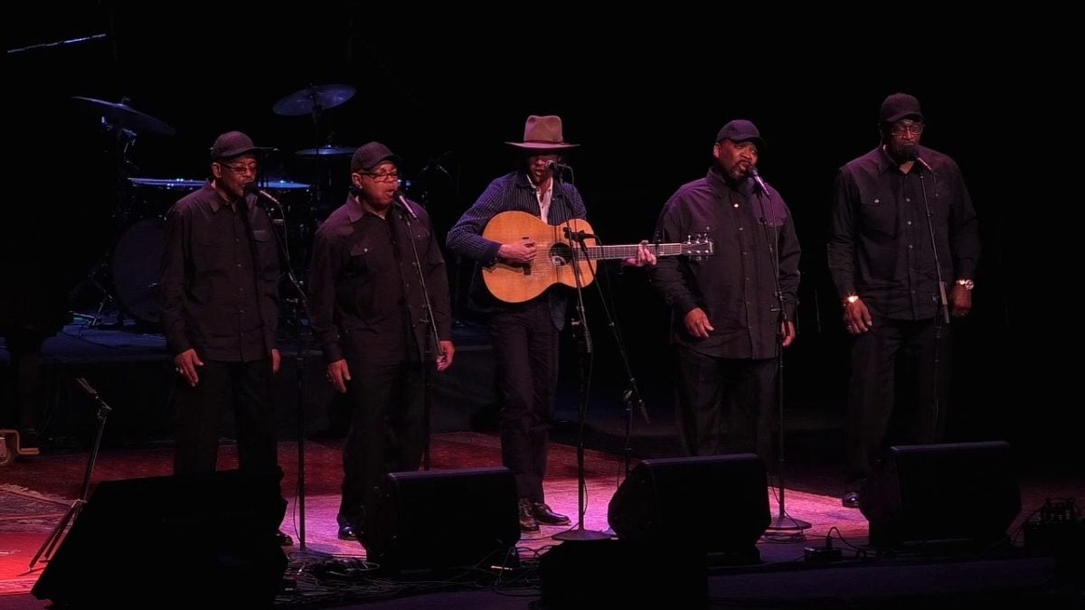 Take This Hammer - Willie Watson & the Fairfield Four - 1/13/2018