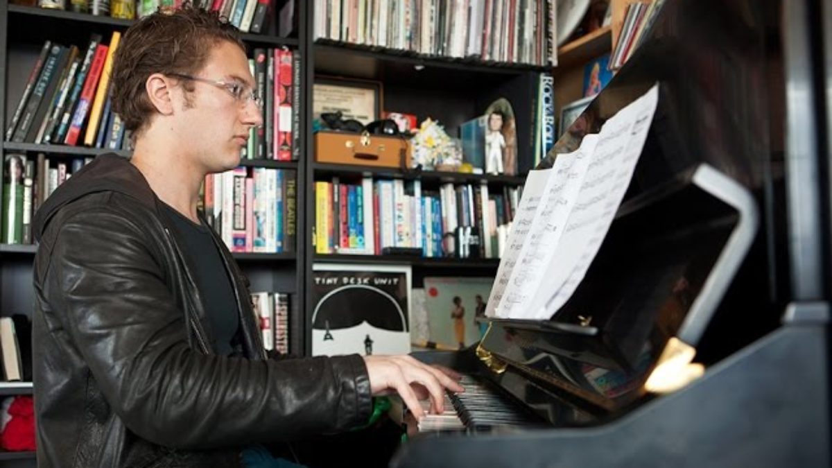 Teddy Abrams: NPR Music Tiny Desk Concert