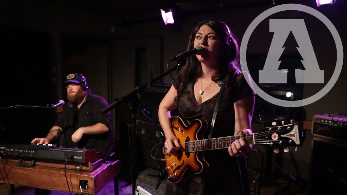 Terra Lightfoot - See You in the Morning - Audiotree Live (4 of 5)