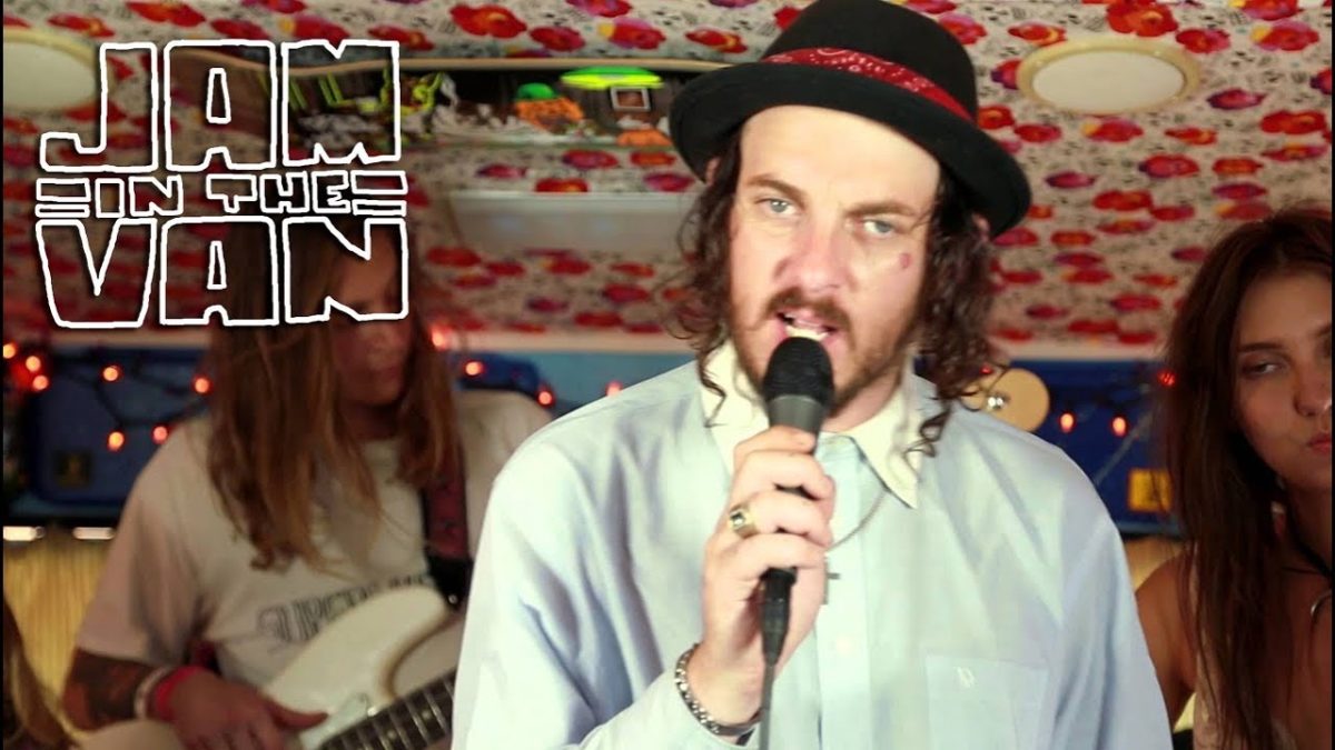 THE ABIGAILS - "Ooh La La" (Live at Burgerama III) #JAMINTHEVAN