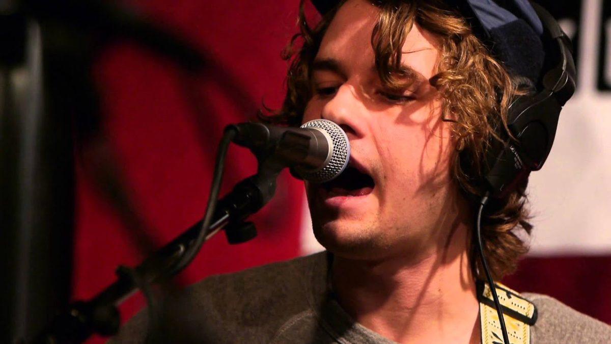 The Babies - Slow Walkin' (Live on KEXP)