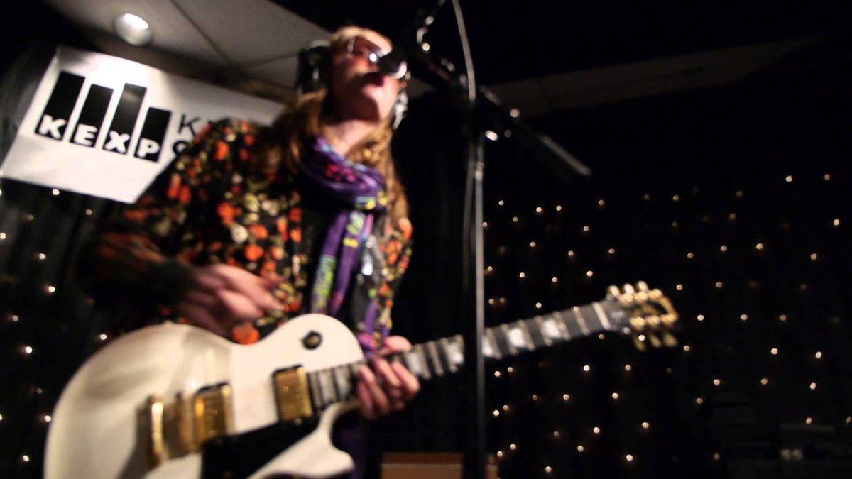The Fame Riot  - Pair It Up (Live on KEXP)