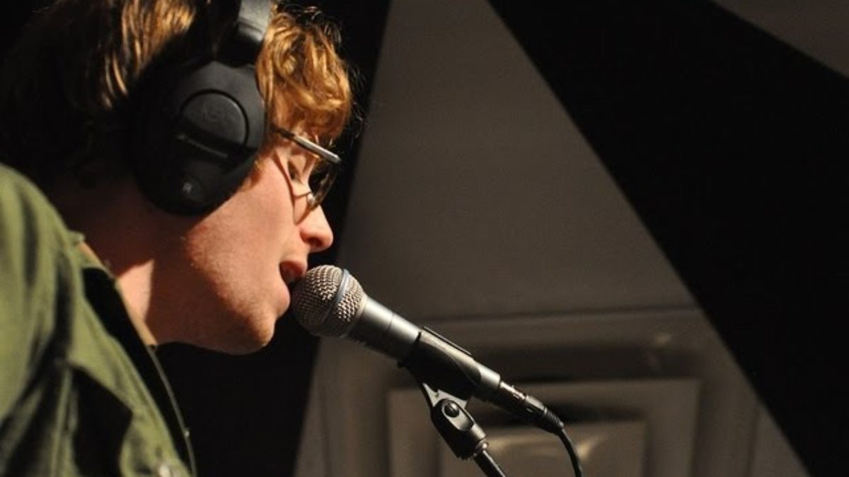 The Globes -  Haunted By Bears (Live on KEXP)