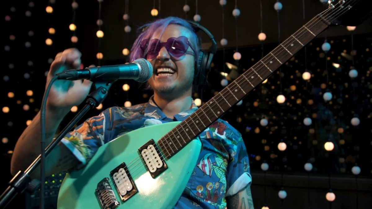 The Kitsch - Quiero Bailar Con Tu Mama (Live on KEXP)