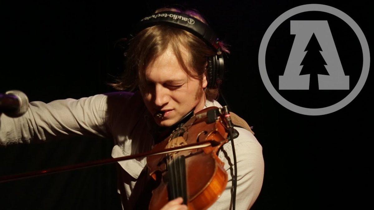 The Stone Foxes - Cold Like a Killer | Audiotree Live