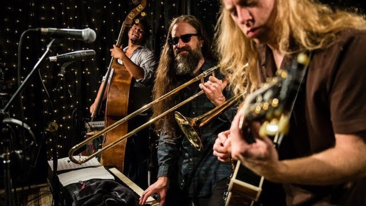 Tuatara - Gremlin Chain Gang (Live on KEXP)