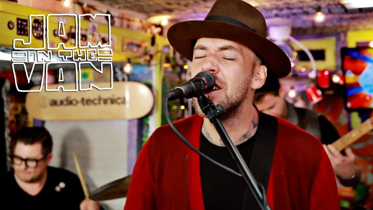 VEERS - "Reflector" (Live at JITV HQ in Los Angeles, CA 2017) #JAMINTHEVAN