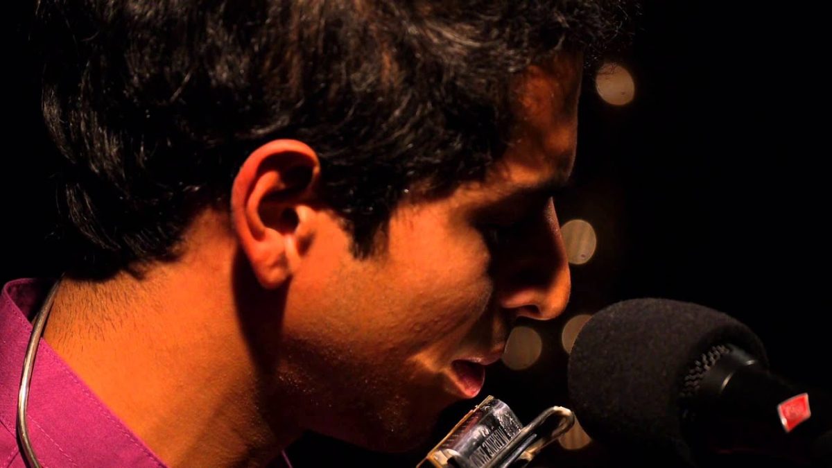 Vikesh Kapoor - Searching For The Sun (Live on KEXP)