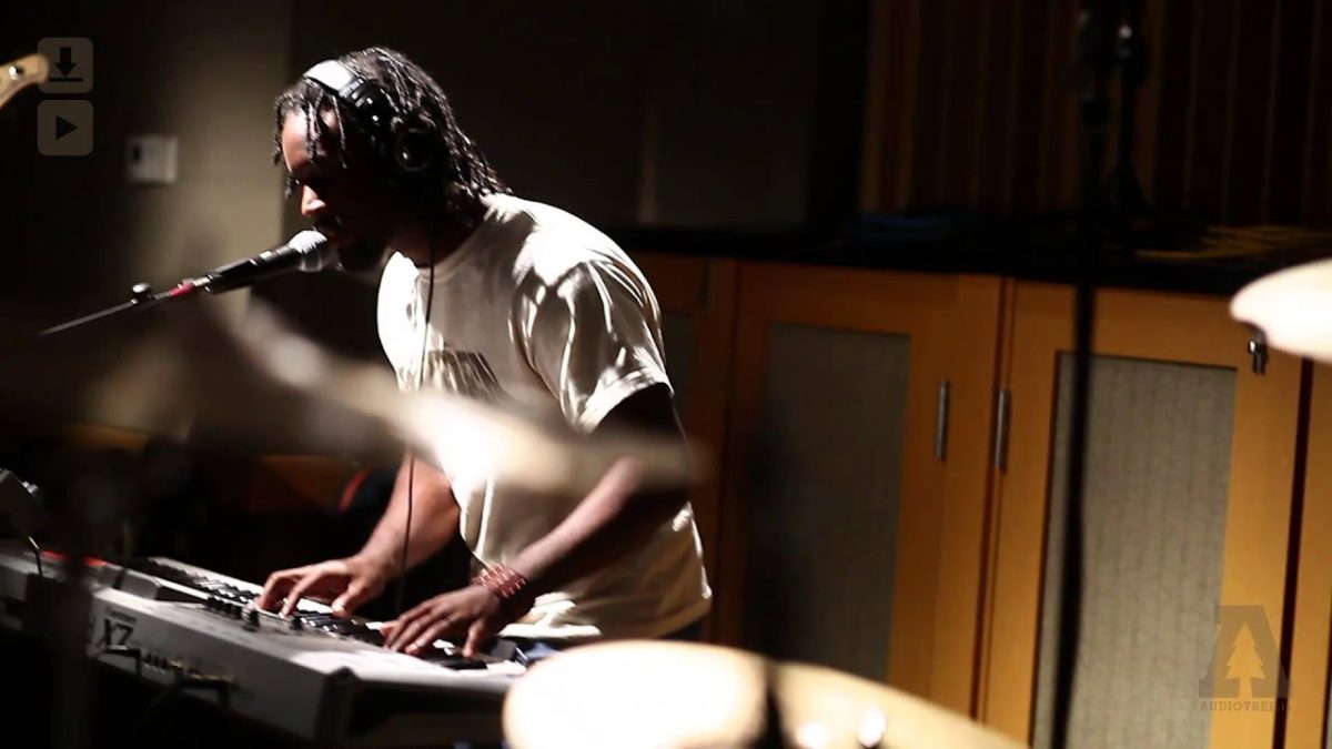 Vinny Vegas - Blue Tunnel | Audiotree Live