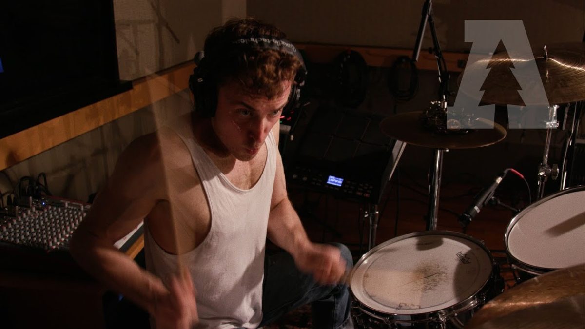 Weaves - La La | Audiotree Live