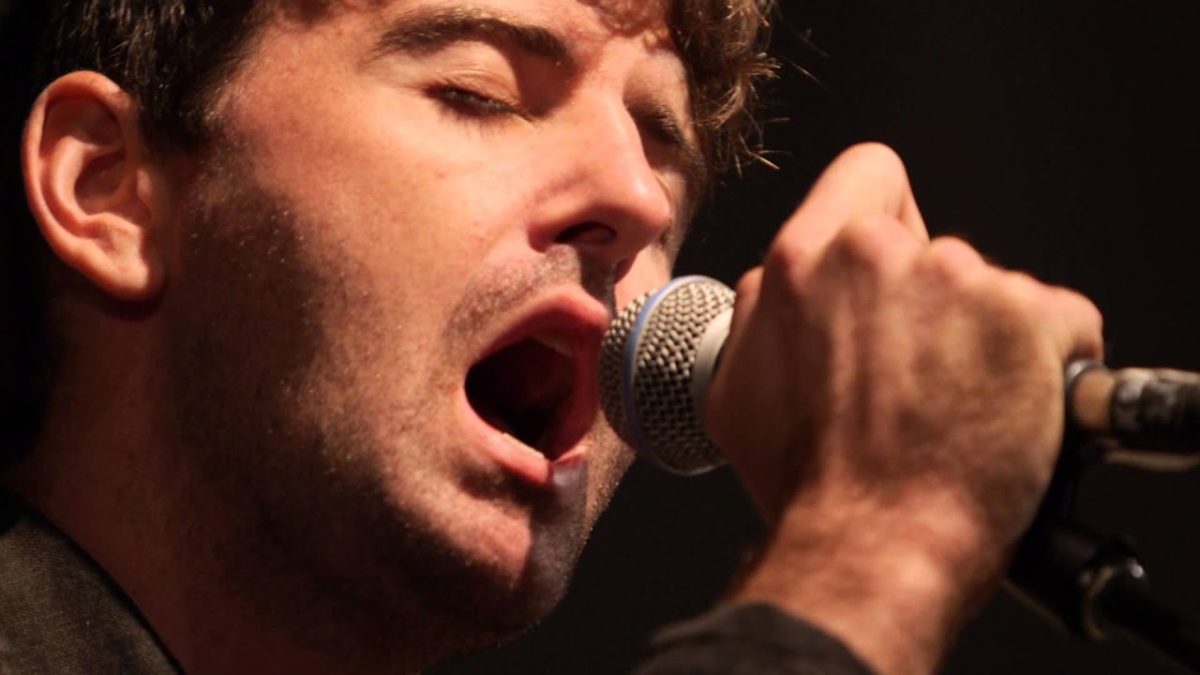 Weekend - Mirror (Live on KEXP)