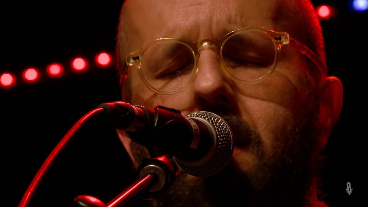 William Fitzsimmons - Leave Her (Live on eTown)