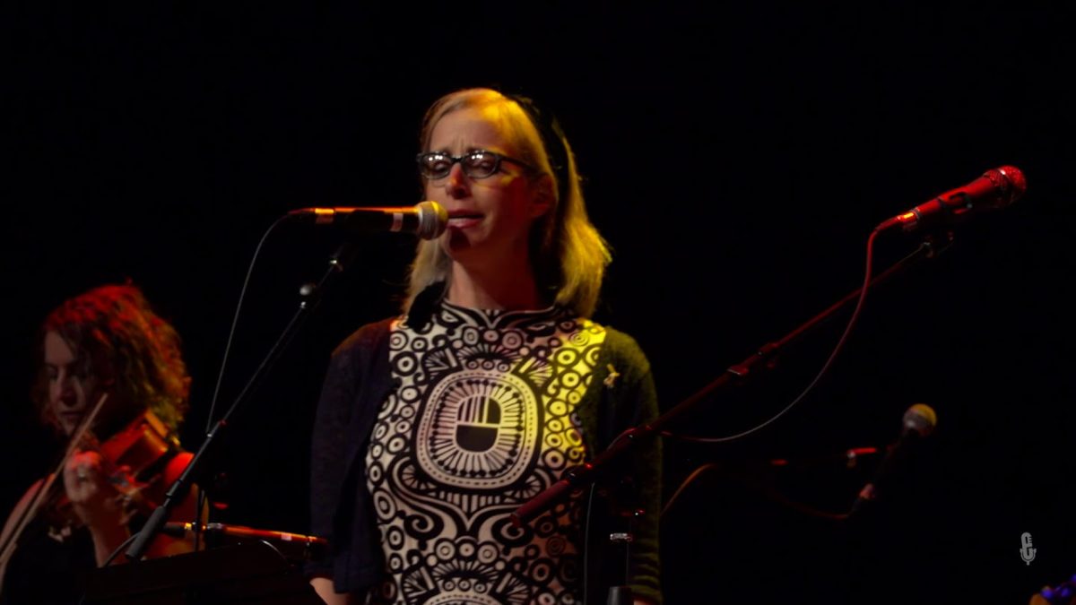 eTown Finale with Laura Veirs & Aaron Lee Tasjan - Ring Of Fire (Live on eTown)
