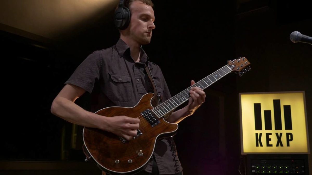 XURS - Because (Live on KEXP)