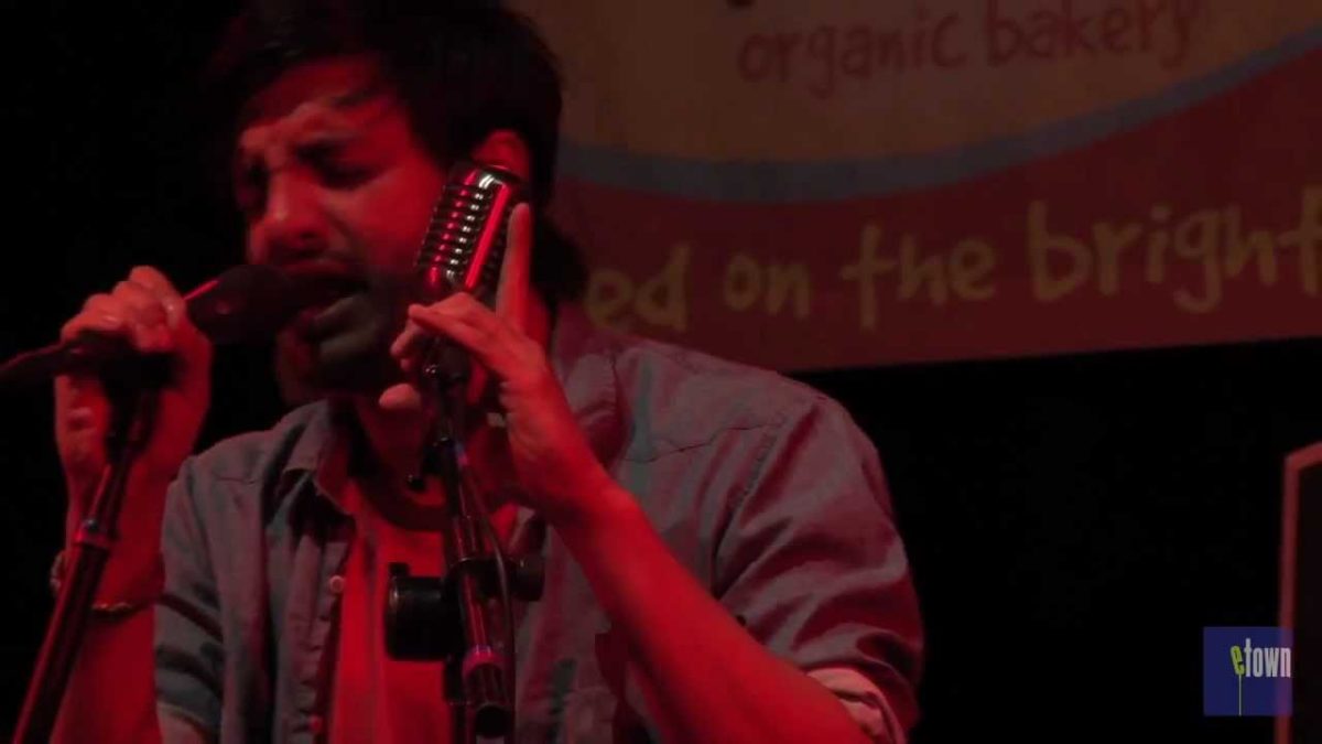 Young The Giant - "Cough Syrup" (eTown webisode 202)