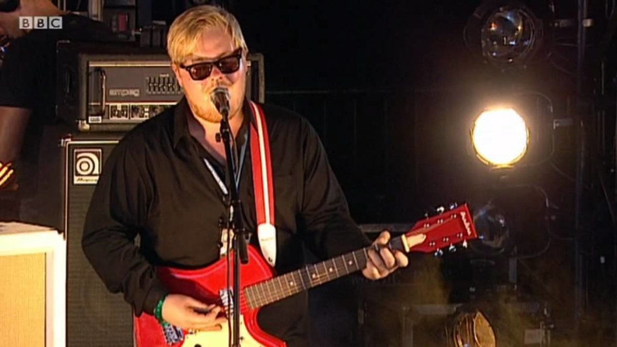 Air Castles perform Gold on the BBC Introducing Stage at Glastonbury 2011