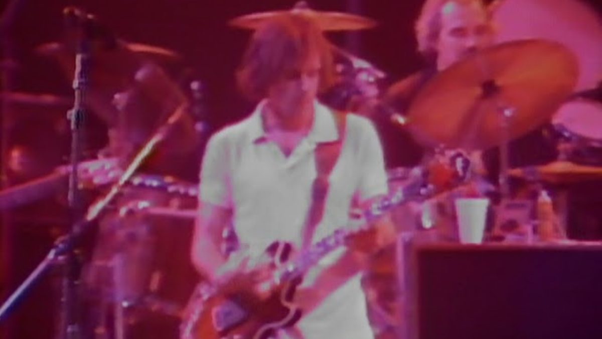 Grateful Dead - Man Smart, Woman Smarter - 12/31/1982 - Oakland Auditorium - Oakland, CA