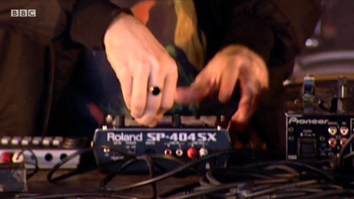 D/R/U/G/S performs Love/Lust on the BBC Introducing Stage at Glastonbury 2011