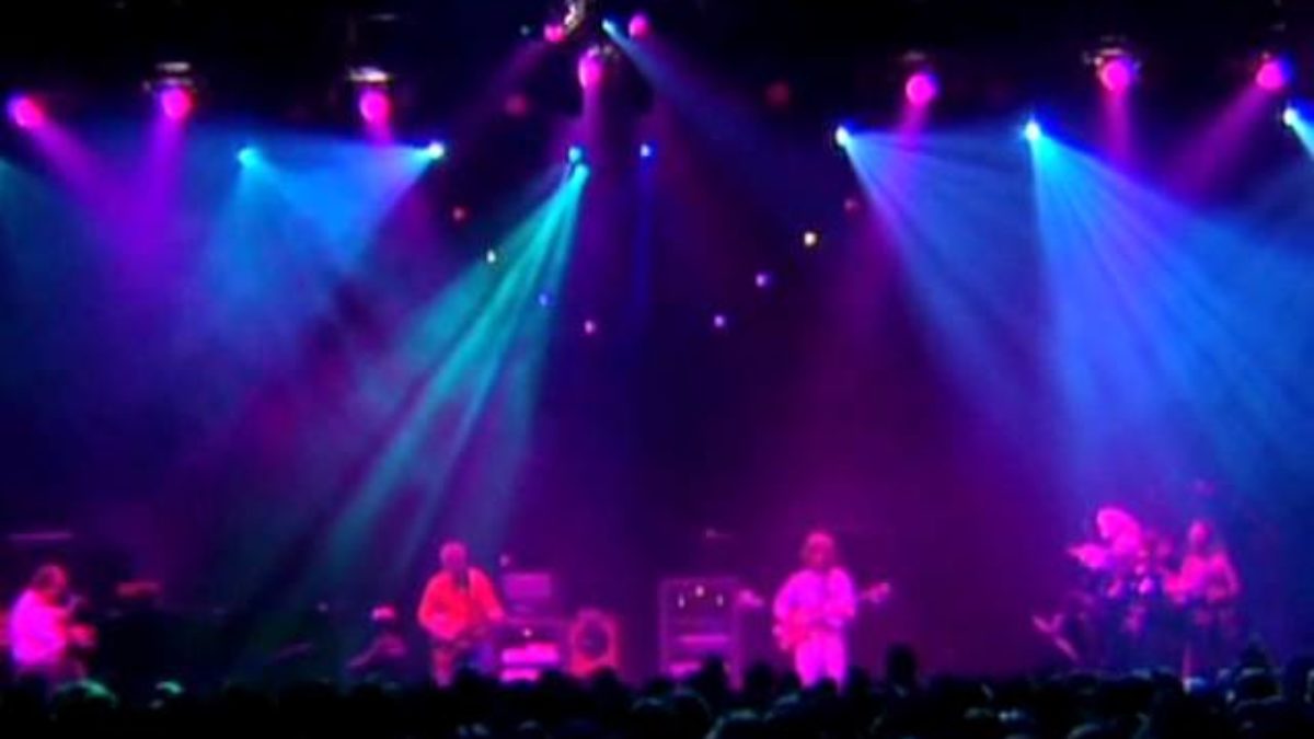 1995-10-21 - Pershing Auditorium, Lincoln, NE - Set 2