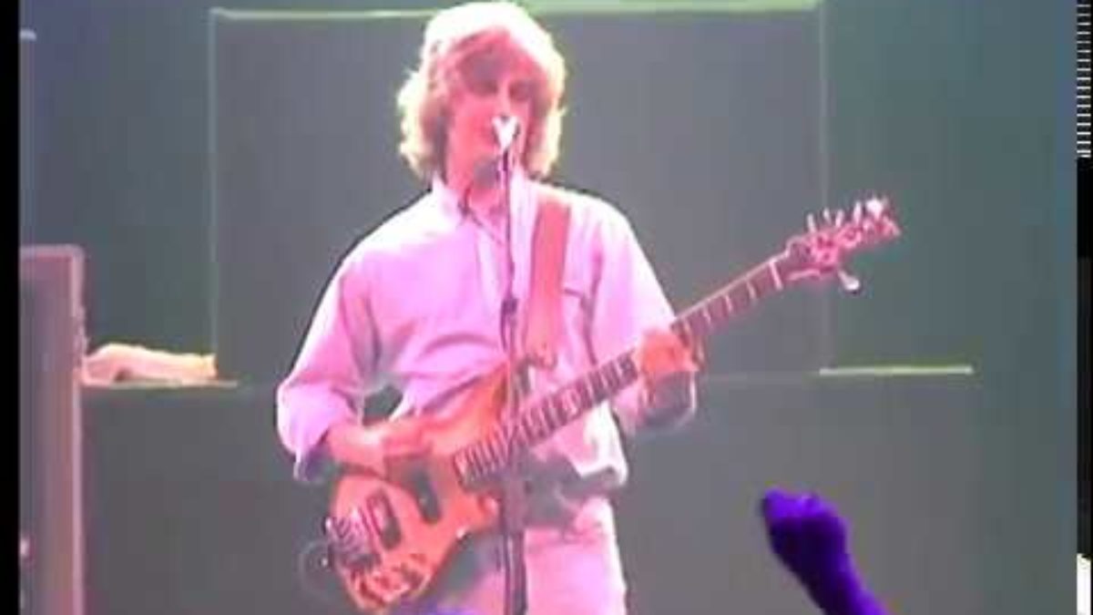 1995-10-21 - Pershing Auditorium, Lincoln, NE - Set 1