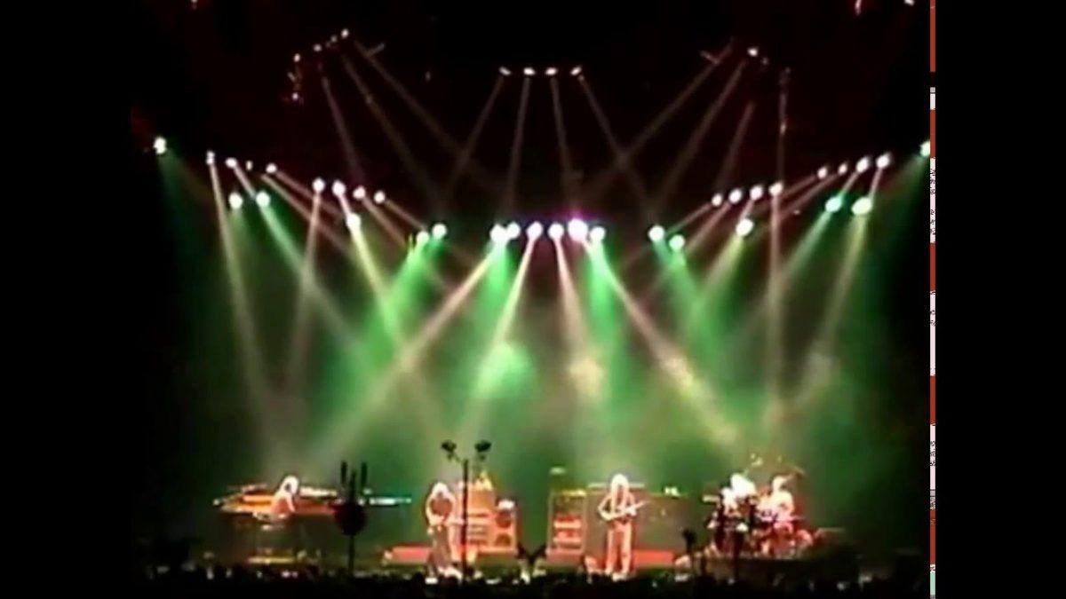 2.1 Phish - Roses are Free - 4/3/98 - Nassau Coliseum, Uniondale, NY