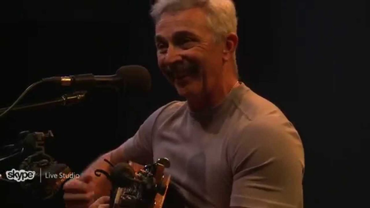 Aaron Tippin - God's Not Through With Me Yet (98.7 The Bull)