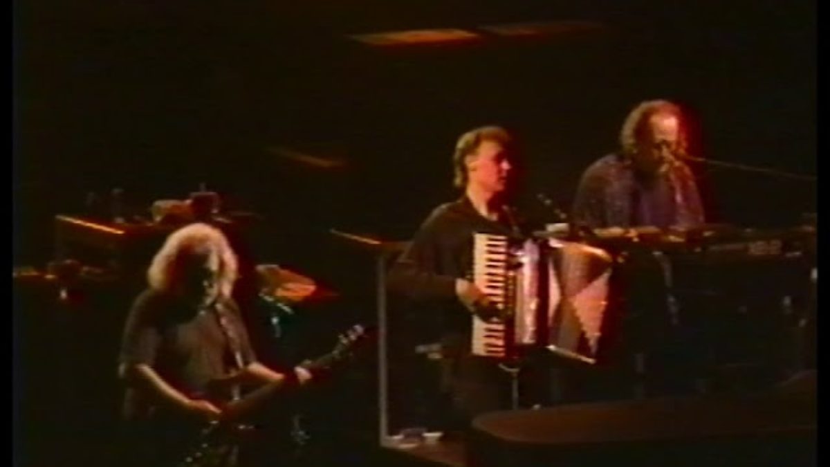 Grateful Dead Capital Centre, Landover, MD on 03/09/92 Alternate Angle 2nd Set Only