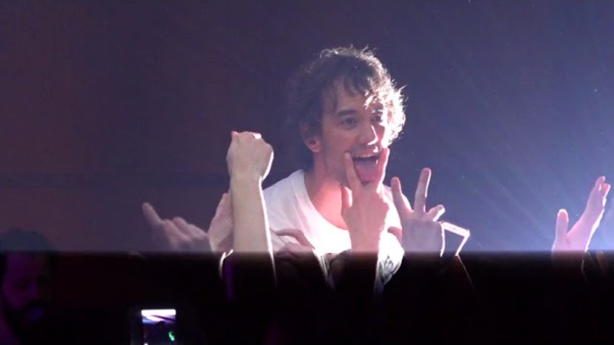 Albert Hammond Jr. - DvsL (Philadelphia,Pa) 3.30.18