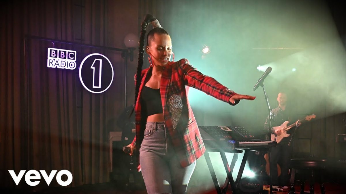 Alicia Keys - Time Machine in the Live Lounge