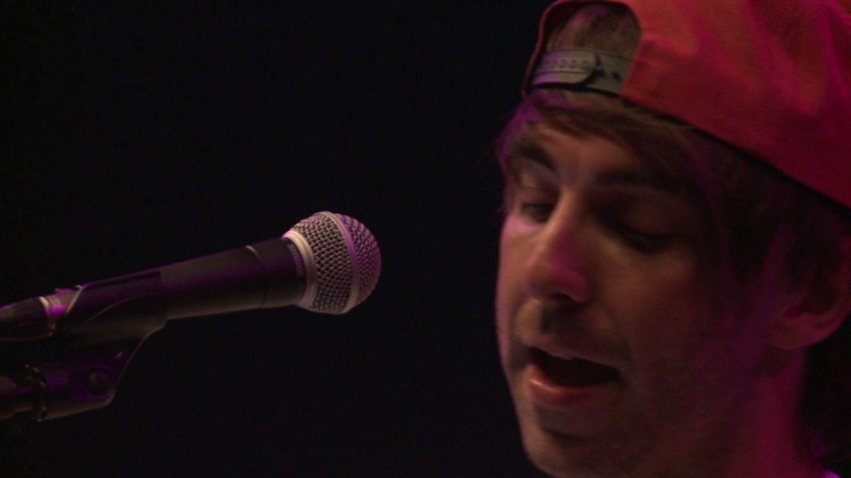 All Time Low - Something's Gotta Give (LIVE 95.5)