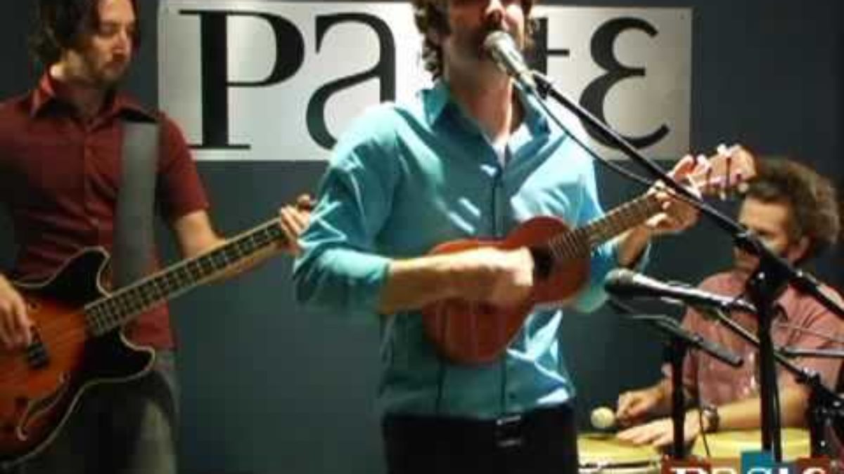 AM "The Other Side" live at Paste