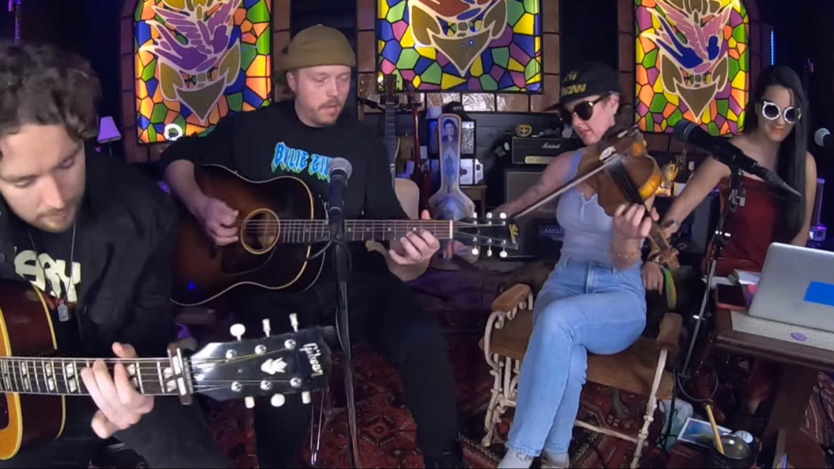 Jason Isbell & Amanda Shires Cover Neil Young