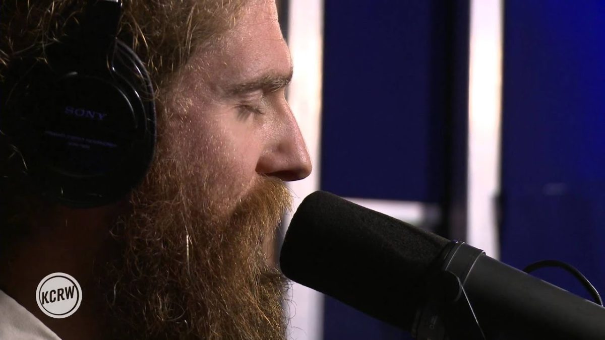 Amason performing "Went to War" Live on KCRW