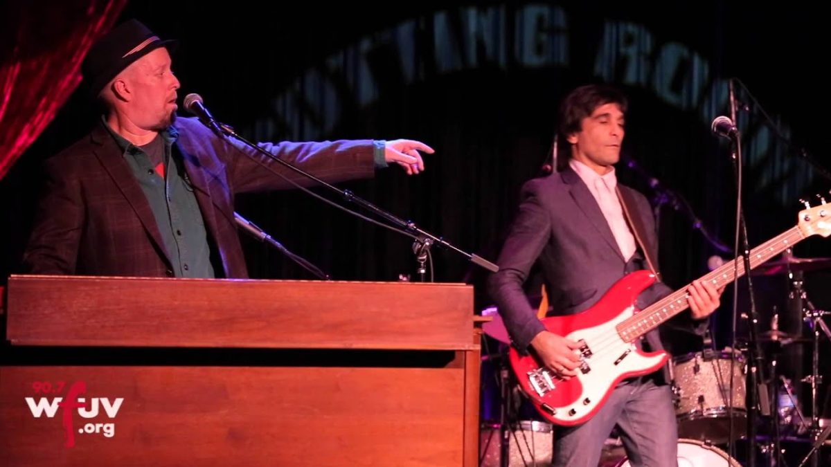 Southside Johnny and The Asbury Jukes - "Ain't Nobody's Bizness" (FUV Live at The Cutting Room)