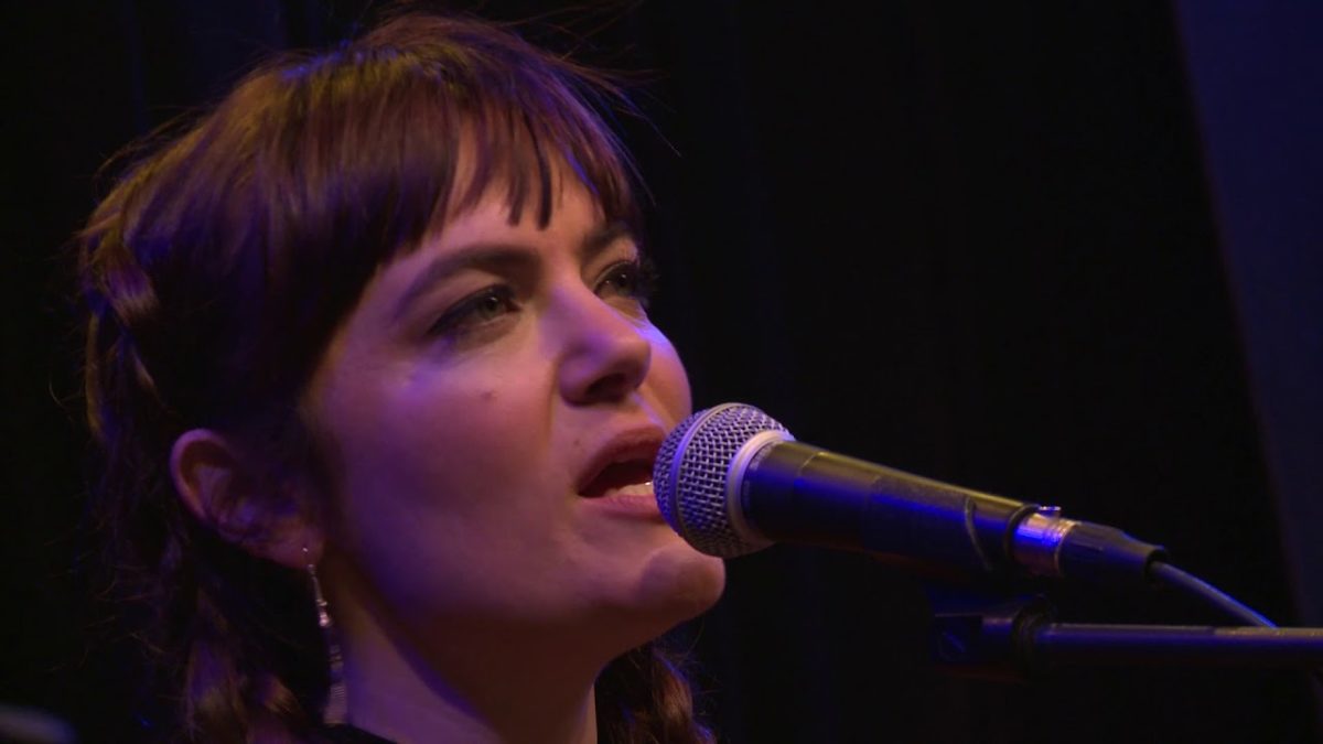 Angus & Julia Stone - Private Lawns (101.9 KINK)