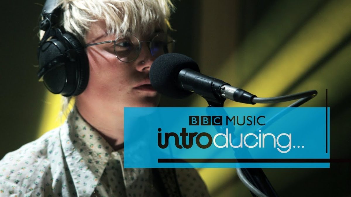 Annabel Allum - em(ily) (BBC Music Introducing session)