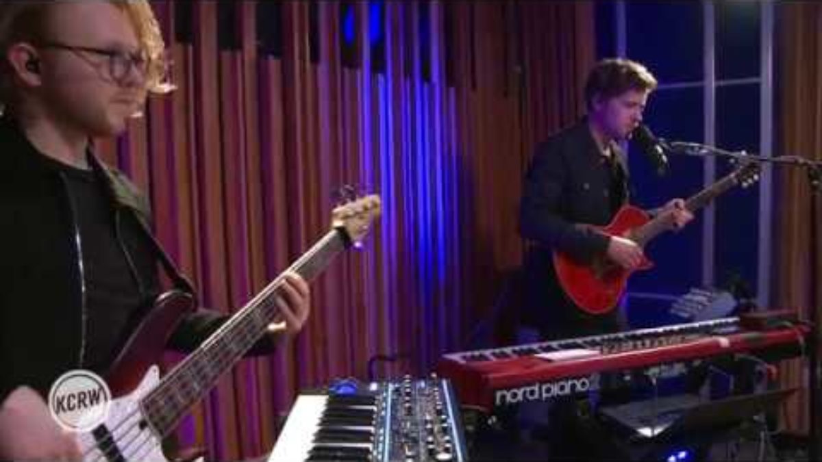 Aquilo performing "Human" Live on KCRW