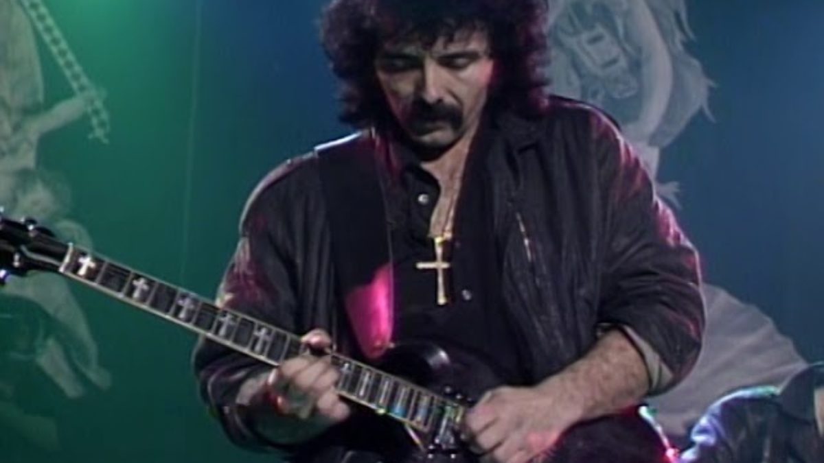 Guitar Greats - Paranoid - Lita Ford and Tony Iommi - 11/12/1984 - Capitol Theatre - Passaic, NJ