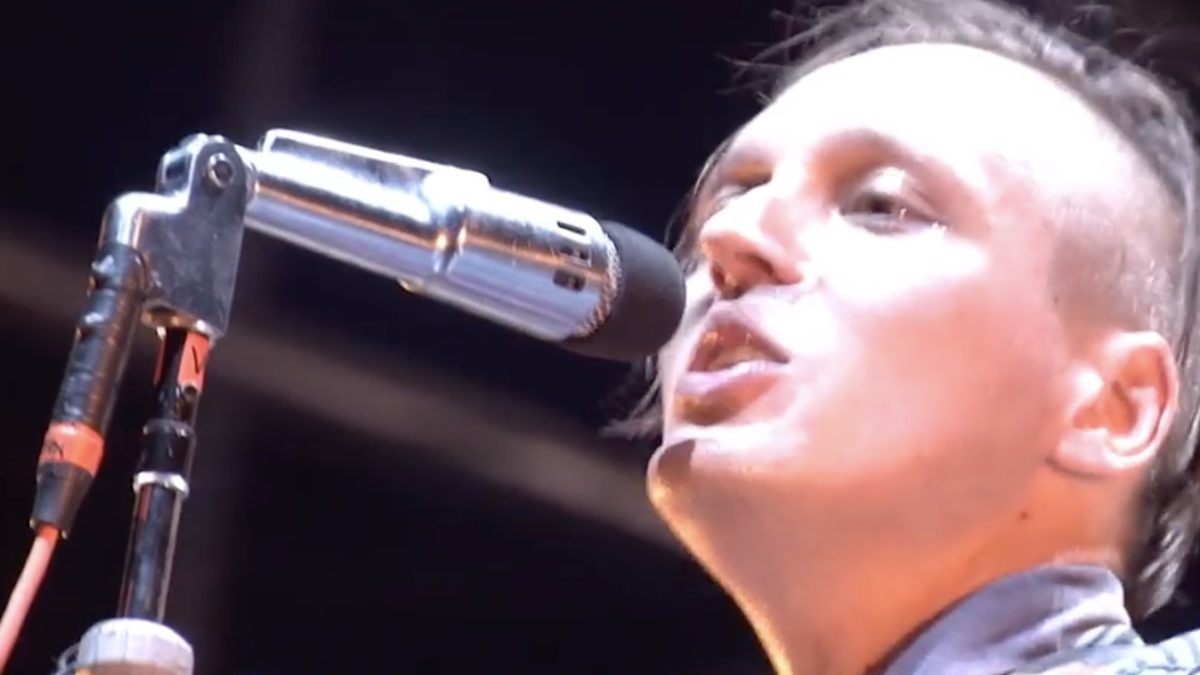 Arcade Fire Performs ‘Wake Up’ At Coachella 2011: Pro-Shot Video