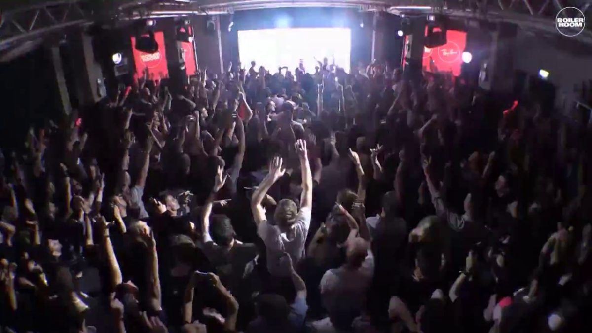 Armand Van Helden dropping the classics - Boiler Room Moments