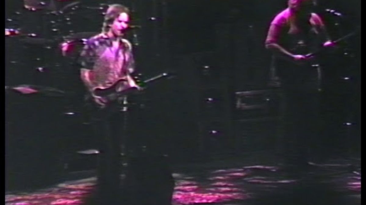 Grateful Dead War Memorial Auditorium, Rochester, NY 11/8/85 Complete Show
