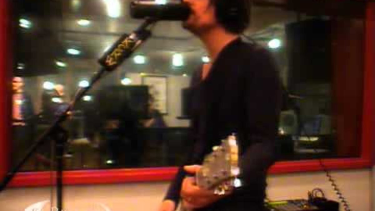 Autolux performing "Highchair" on KCRW